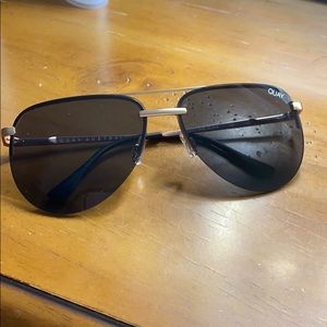 Quay sunglasses. The Playa in black